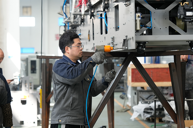 Jiangyin Huitong บรรจุภัณฑ์เครื่องจักร Co., Ltd.